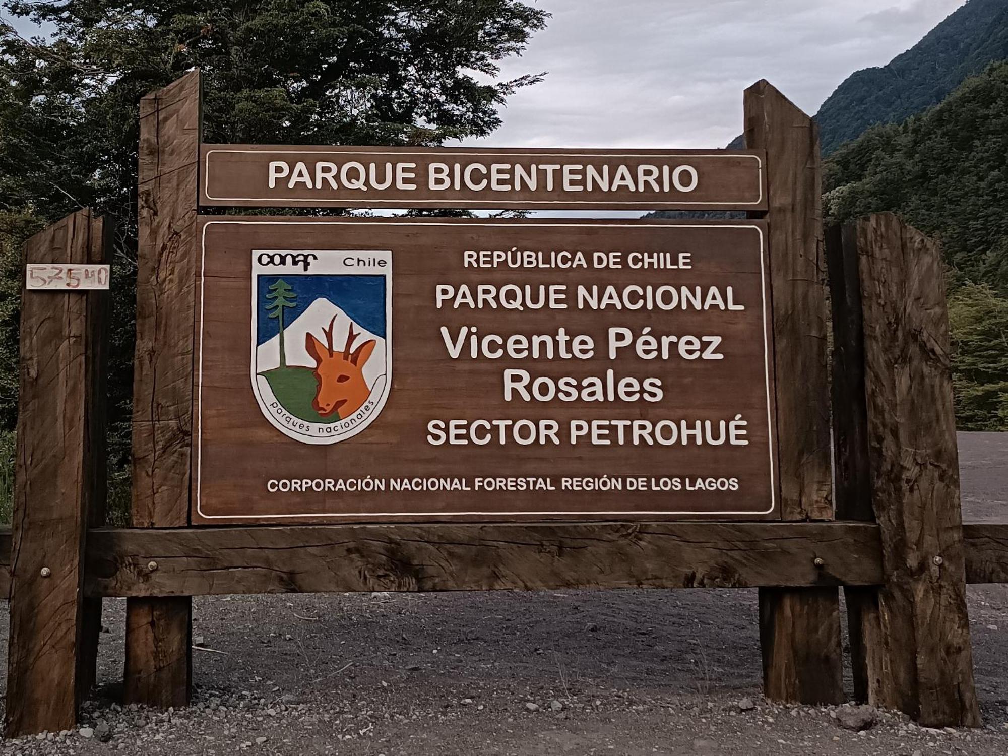 Petrohue Hospedaje Donde La Nena Hotel Exterior photo